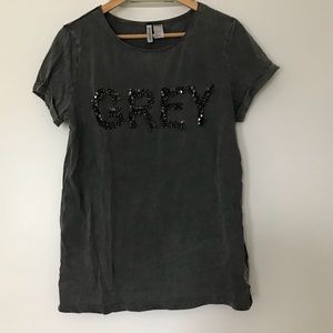 H&M Divided tee